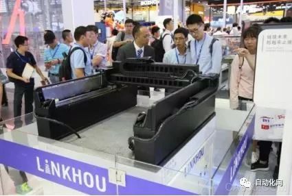 靈猴機(jī)器人 靈動(dòng)制造厚積薄發(fā)，以卓越產(chǎn)品、技術(shù)與服務(wù)成就客戶